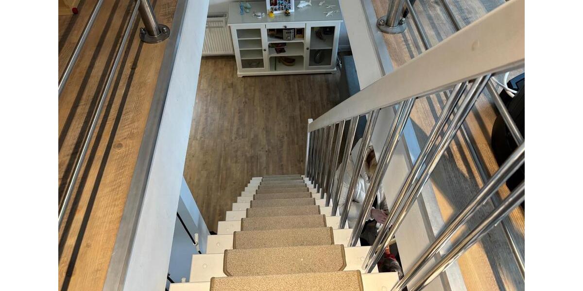 Dachgeschoßwohnung Lübeck Kücknitz - 3 Zimmer, 71 m&sup2;, 1.770&euro; | Angebot:25498579