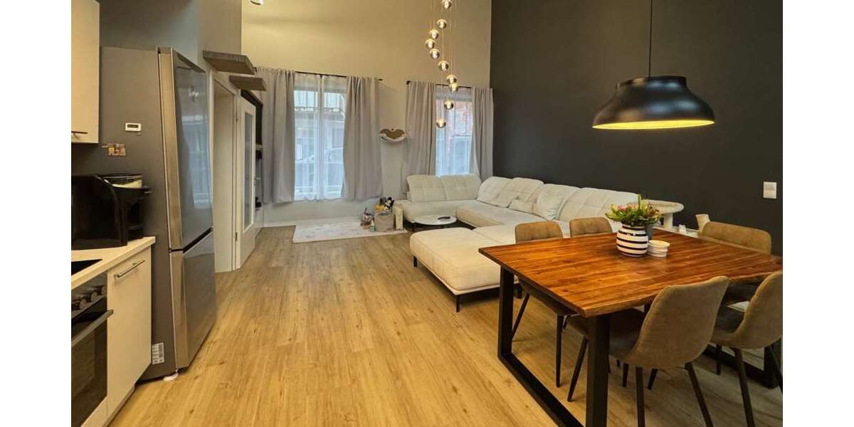 Etagenwohnung Lübeck Innenstadt - 4 Zimmer, 116 m&sup2;, 2.115&euro; | Angebot:27178919