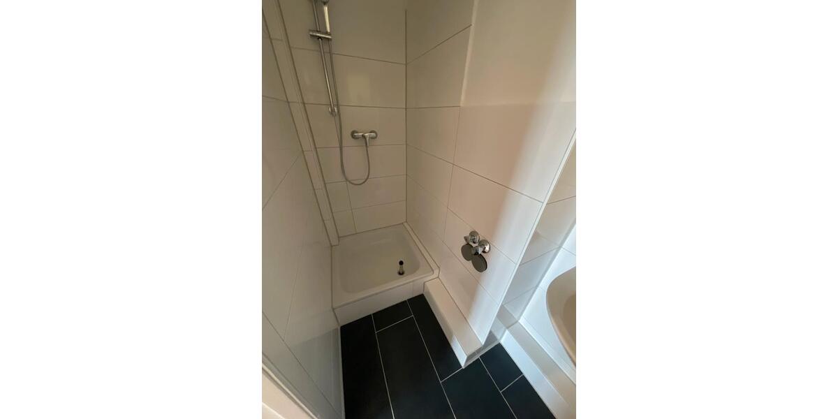 Etagenwohnung Lübeck Sankt Jürgen - 2.5 Zimmer, 59 m&sup2;, 599&euro; | Angebot:26680777