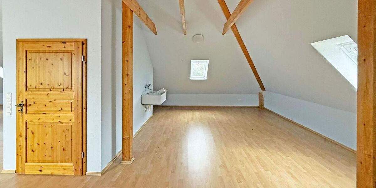 Einfamilienhaus Högersdorf - 4 Zimmer, 170 m&sup2;, 1.500&euro; | Angebot:25684987