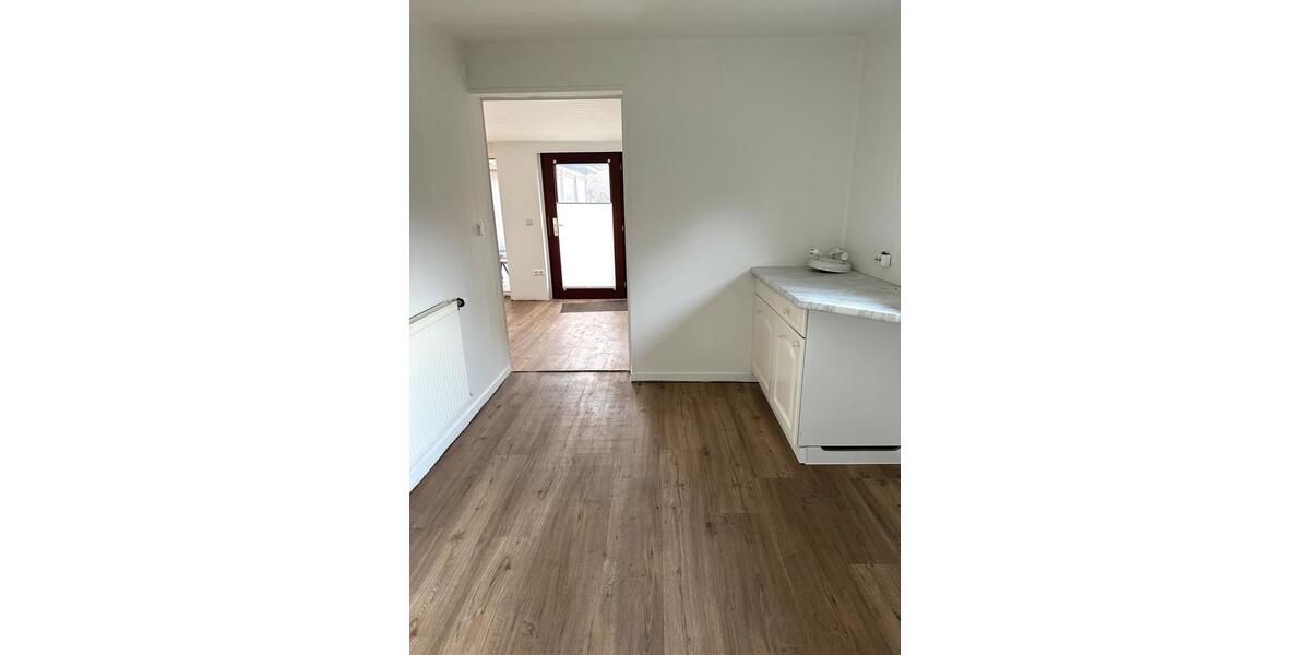 Einfamilienhaus Steinburg - 2 Zimmer, 100 m&sup2;, 310.000&euro; | Angebot:25251744