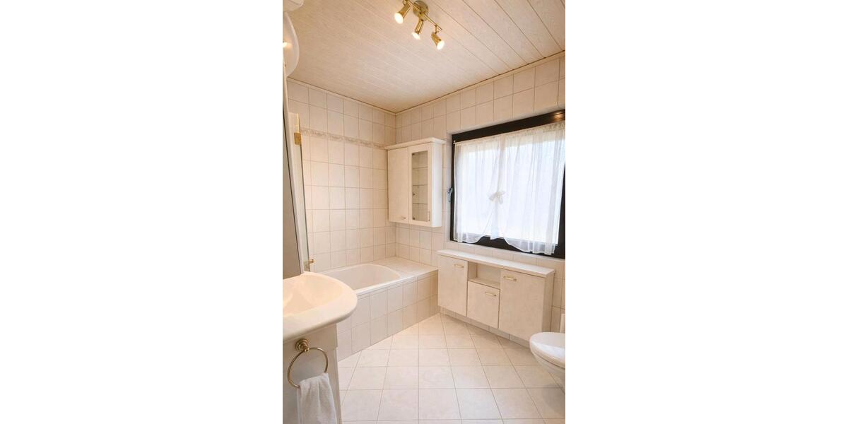 Bungalow Stockelsdorf - 5 Zimmer, 137 m&sup2;, 495.000&euro; | Angebot:25824788