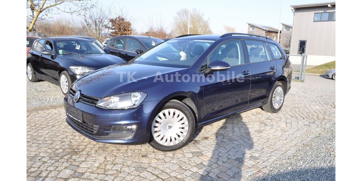 VW Golf 123.000 km 9.480 &euro; Ahrensbök 23623