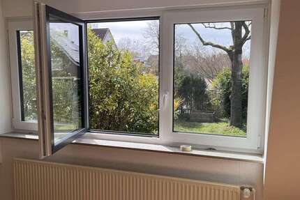 Haus Reinfeld - 4 Zimmer, 112 m&sup2;, 1.750&euro; | Angebot:26013164