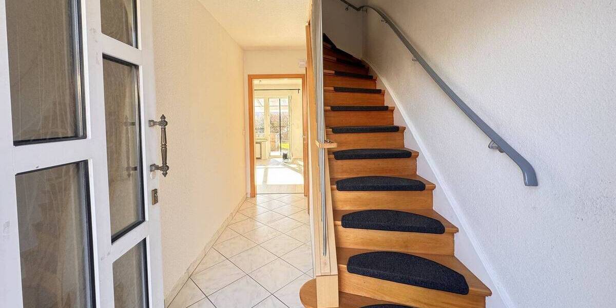 Reihenmittelhaus Lübeck Kücknitz - 4 Zimmer, 76 m&sup2;, 265.000&euro; | Angebot:26318980