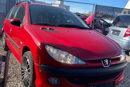 Peugeot 206 207.000 km 700 &euro; Lübeck 23560