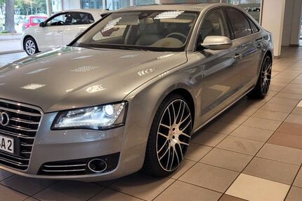 Audi A8 178.000 km 13.990 &euro; Mölln 23879
