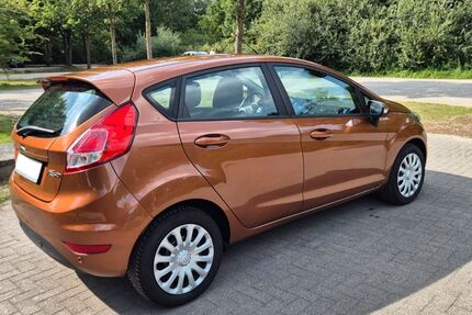 Ford Fiesta 72.508 km 4.500 &euro; Lübeck 23556