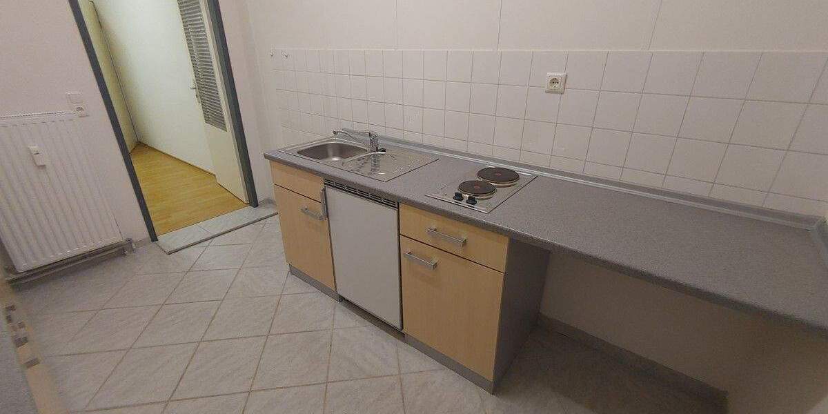Gewerbeobjekt Lübeck / Genin St. Jürgen - 5 Zimmer, 160 m&sup2;, 850&euro; | Angebot:23952814
