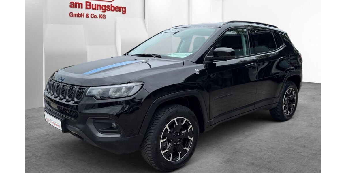 Jeep Compass 51.985 km 24.990 &euro; Lübeck 23554