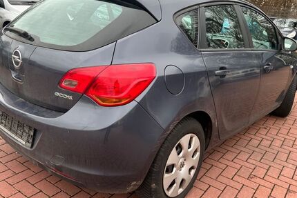 Opel Astra 130.000 km 4.300 &euro; Lübeck 23560