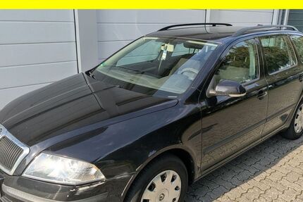 Skoda Octavia 253.117 km 3.300 &euro; Lübeck 23556