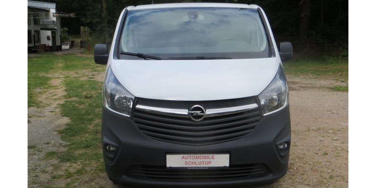 Opel Vivaro 134.200 km 10.500 &euro; Lübeck 23568
