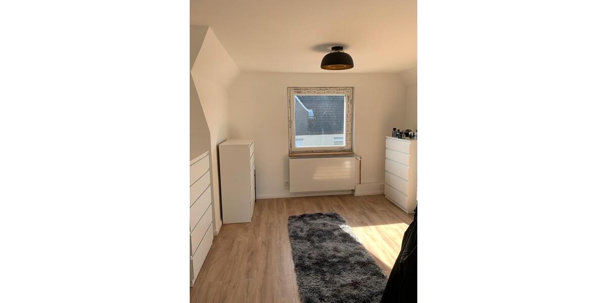 Doppelhaushälfte Lübeck Sankt Lorenz Nord - 6 Zimmer, 125 m&sup2;, 330.000&euro; | Angebot:26749330