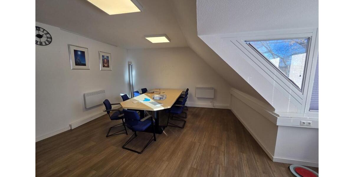 Vielseitig nutzbare Gewerbefläche mit ca.130 m² Nutzfläche (2.OG) zimmer