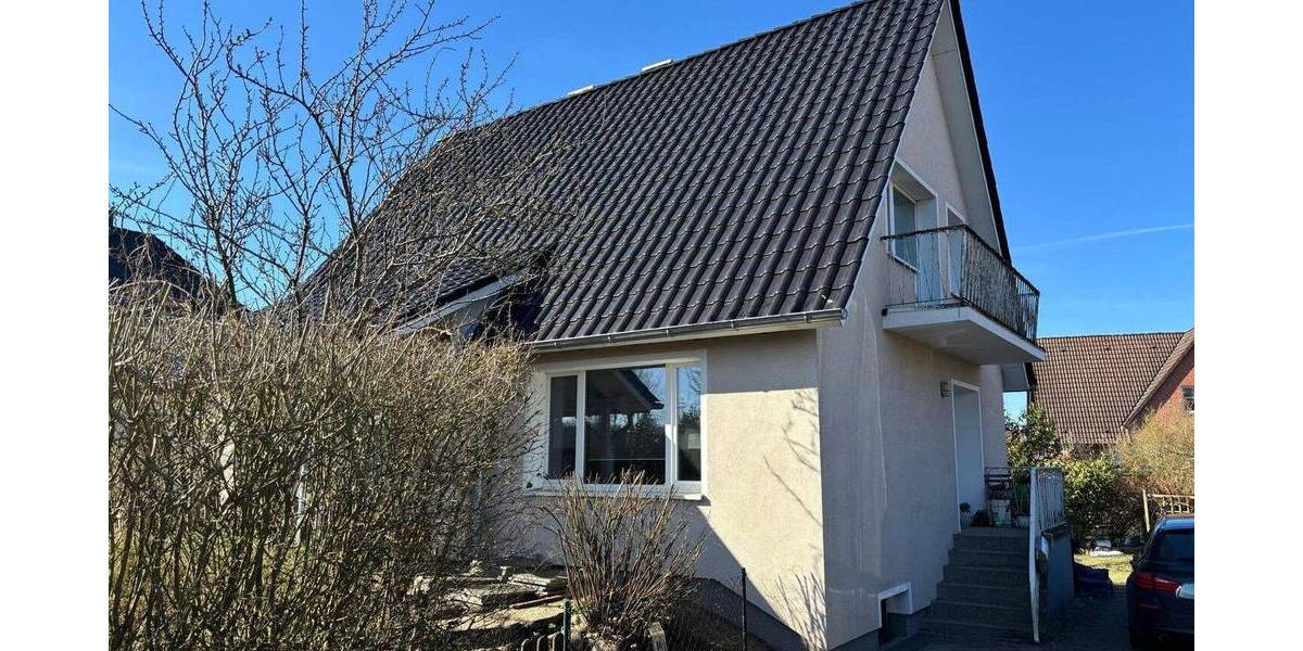 Einfamilienhaus Reinfeld - 4 Zimmer, 96 m&sup2;, 320.000&euro; | Angebot:26243801