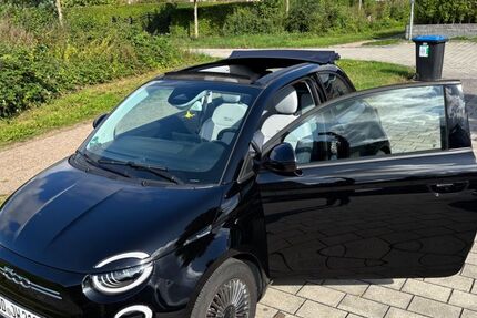 Fiat 500e 42.000 km 18.990 &euro; Bad Oldesloe 23843