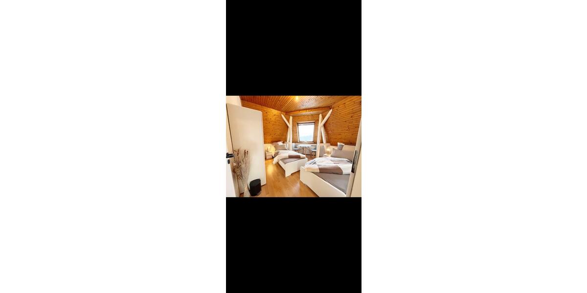 Dachgeschoßwohnung Lübeck Innenstadt - 3 Zimmer, 60 m&sup2;, 195.000&euro; | Angebot:26787045