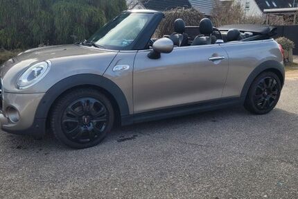 Mini Cooper S Cabrio 61.000 km 18.800 &euro; Sereetz 23611