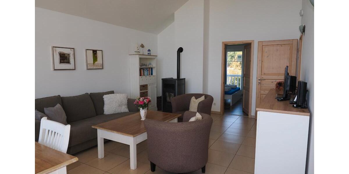 Dachgeschoßwohnung Neustadt in Holstein - 3 Zimmer, 71 m&sup2;, 350.000&euro; | Angebot:26689637