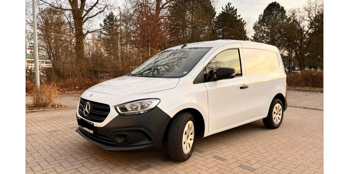 Mercedes-Benz Citan 52.000 km 17.200 &euro; Lübeck 23566