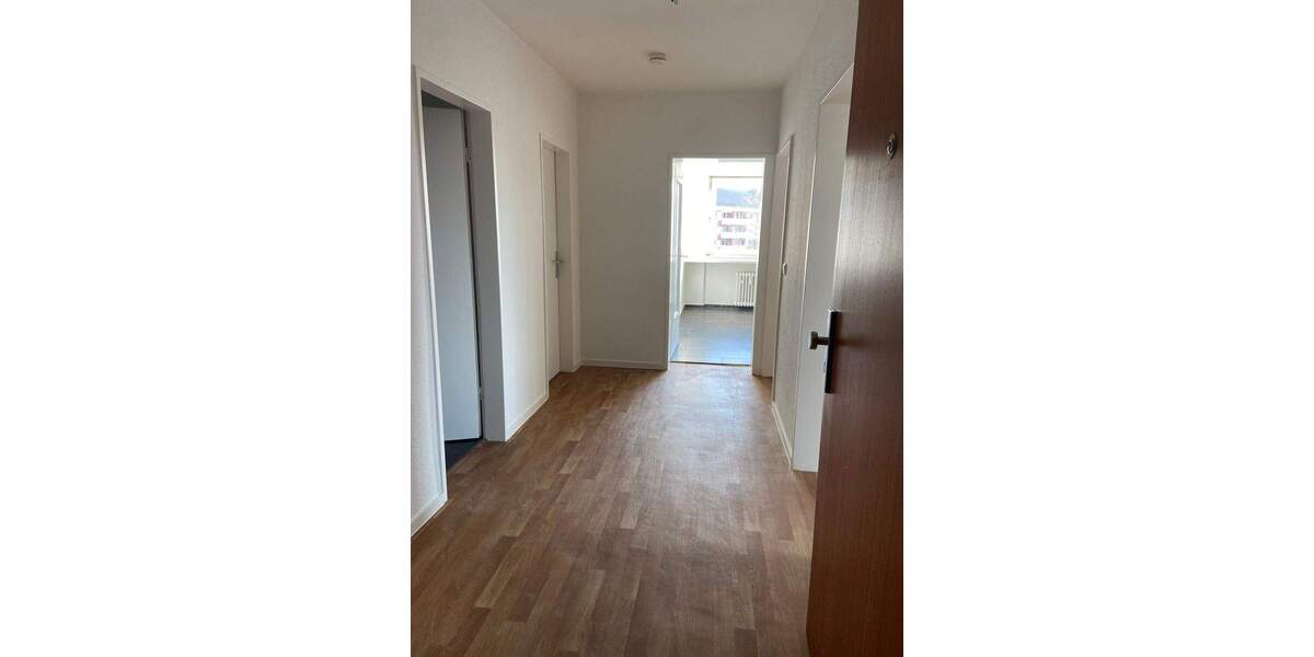 Etagenwohnung Lübeck St. Jürgen - 3 Zimmer, 86 m&sup2;, 950&euro; | Angebot:25472460