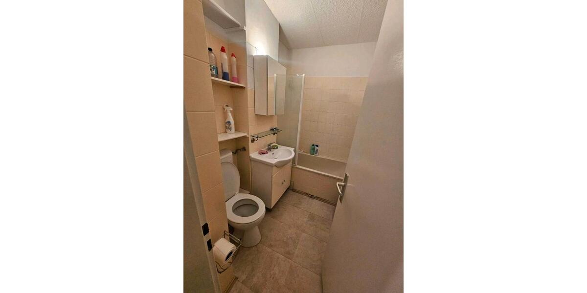 Etagenwohnung Lübeck Sankt Jürgen - 2 Zimmer, 65 m&sup2;, 590&euro; | Angebot:26540045