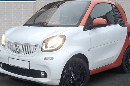 Smart ForTwo 60.200 km 9.990 &euro; Lübeck 23566