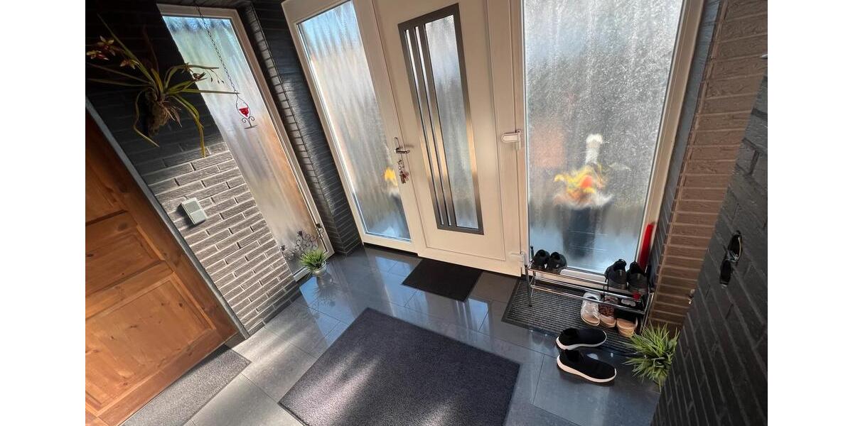 Mehrfamilienhaus, Wohnhaus Lübeck Sankt Jürgen - 6 Zimmer, 235 m&sup2;, 650.000&euro; | Angebot:24729760