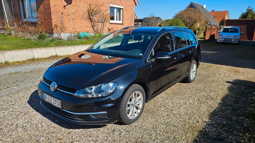 VW Golf 103.000 km 17.600 &euro; Neustadt in Holstein 23730
