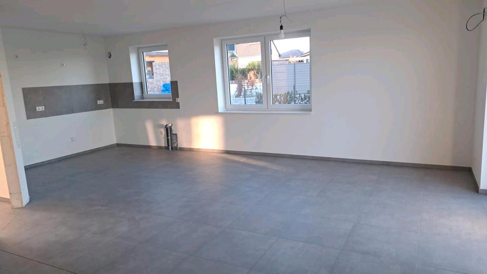 Neubau Erstbezug 6 freie Reihenhäuser an Feldrandlage 4 zimmer