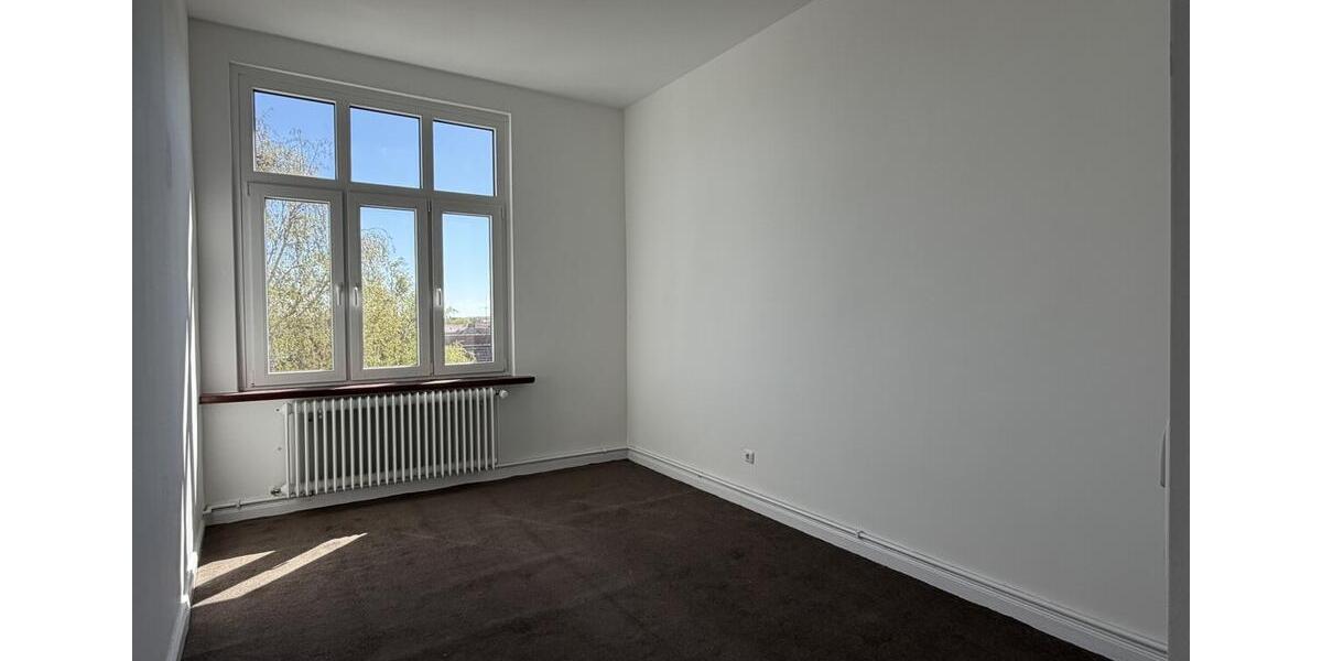 Dachgeschoßwohnung Lübeck Innenstadt - 4.5 Zimmer, 122 m&sup2;, 1.900&euro; | Angebot:26296726