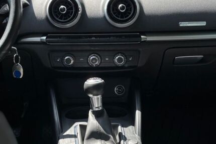 Audi A3 190.000 km 10.400 &euro; Lübeck 23564