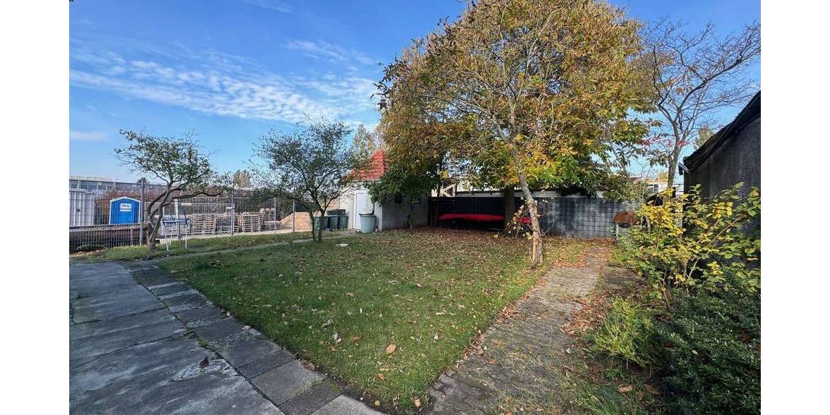 Mehrfamilienhaus, Wohnhaus Lübeck / Schlutup Schlutup - 8 Zimmer, 206 m&sup2;, 419.000&euro; | Angebot:25999218