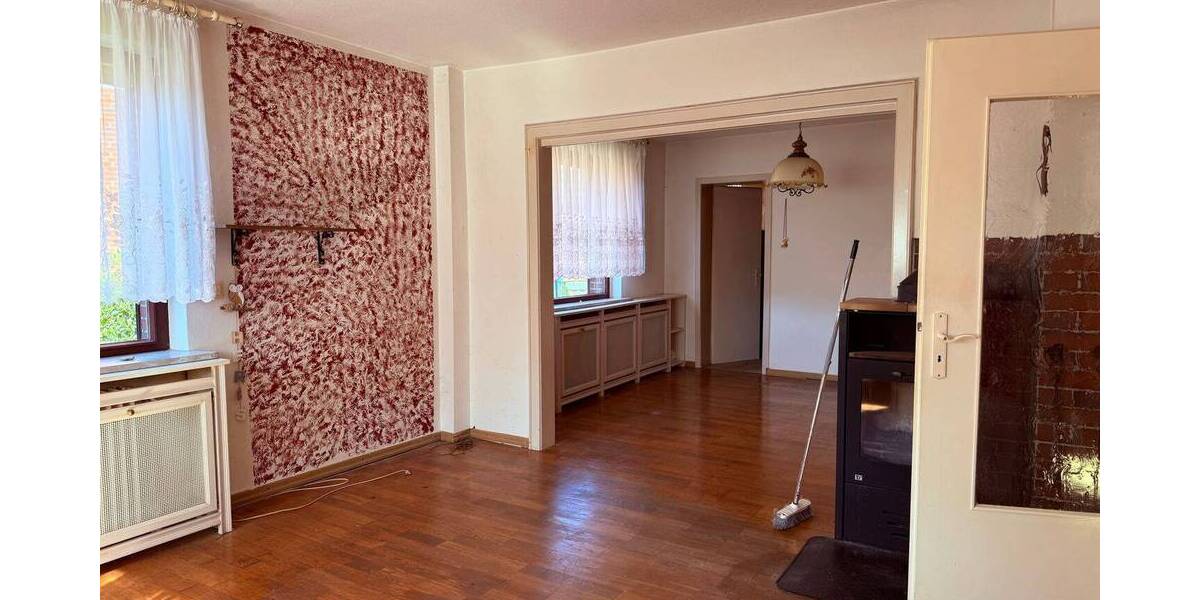 Einfamilienhaus Bad Oldesloe - 7 Zimmer, 153 m&sup2;, 299.000&euro; | Angebot:26886053