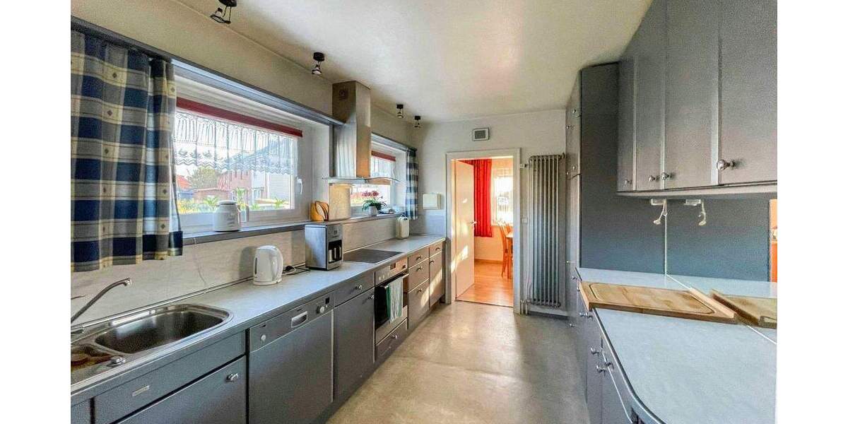 Altersgerecht leben mit Komfort - modernes Bad, praktische Küche, Nähe zur Stadt und gut angebunden 5 zimmer