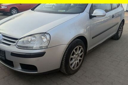 VW Golf 269.375 km 650 &euro; Lübeck 23556