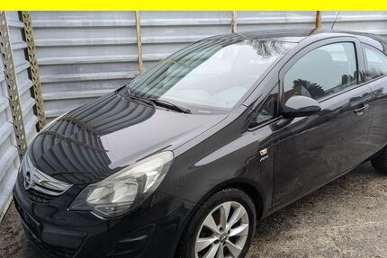 Opel Corsa 105.771 km 4.650 &euro; Lübeck 23556
