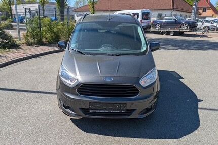Ford Tourneo Connect 94.000 km 8.700 &euro; Pansdorf 23689