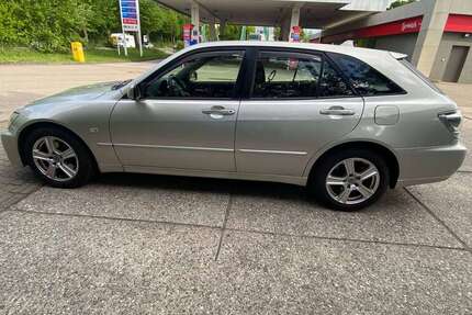 Lexus IS 200 120.147 km 8.900 &euro; Lübeck, Hansestadt 23552
