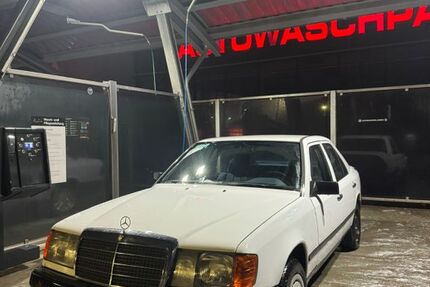 Mercedes-Benz E 300 195.500 km 4.990 &euro; Reinfeld 23858