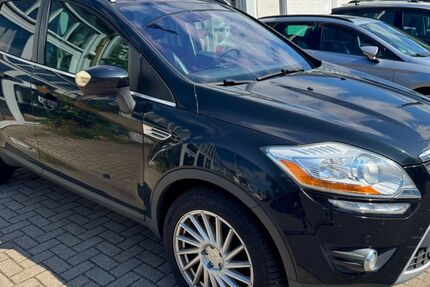 Ford Kuga 117.000 km 7.290 &euro; Lübeck 23554