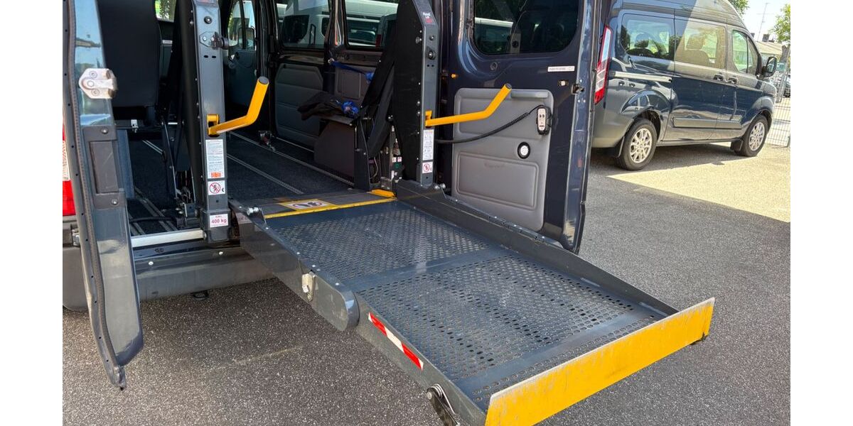 Ford Transit 83.000 km 16.990 &euro; Lübeck 23560