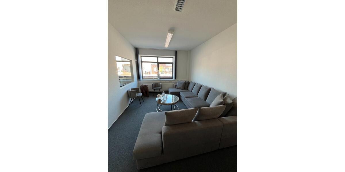 Gewerbeobjekt Lübeck Sankt Lorenz Nord - 1.250&euro; | Angebot:26098147