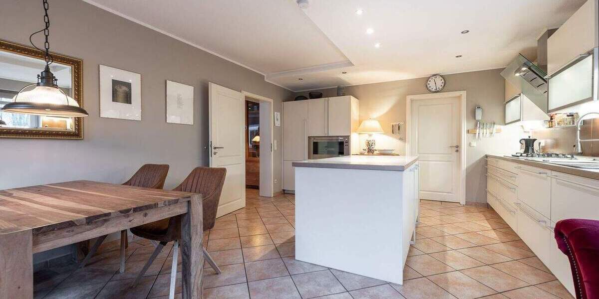 Einfamilienhaus Todendorf - 6 Zimmer, 252 m&sup2;, 749.000&euro; | Angebot:25732274