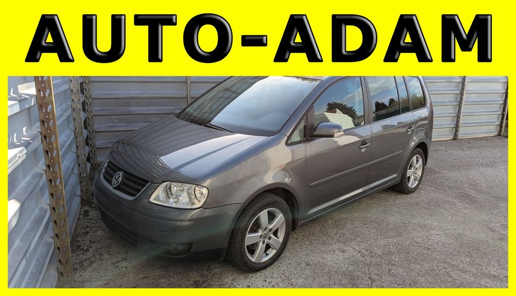 VW Touran 149.985 km 4.200 &euro; Lübeck 23556