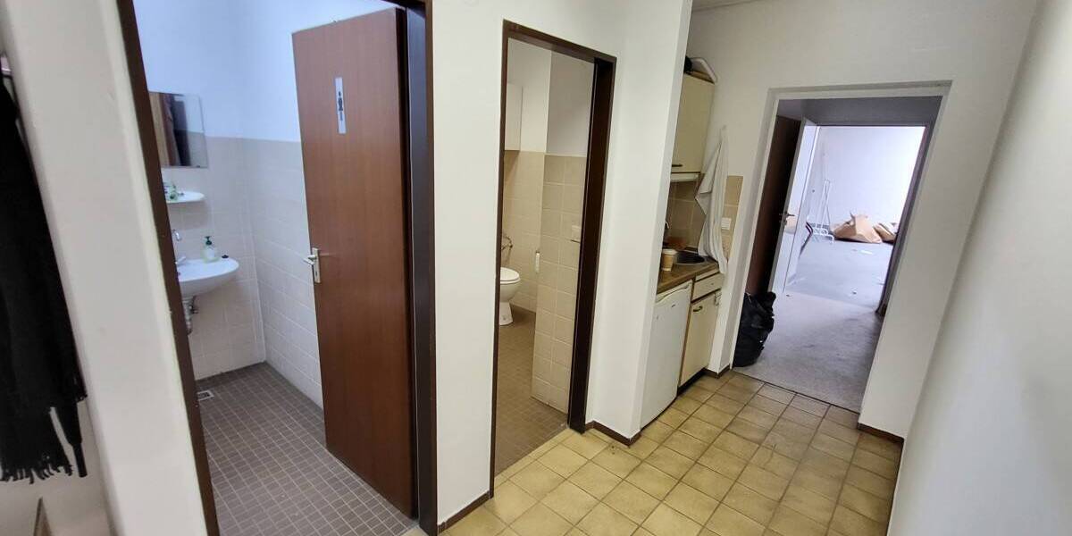 Gewerbeobjekt Lübeck / Sankt Lorenz Nord St. Lorenz Nord - 2 Zimmer, 73 m&sup2;, 1.100&euro; | Angebot:25670276