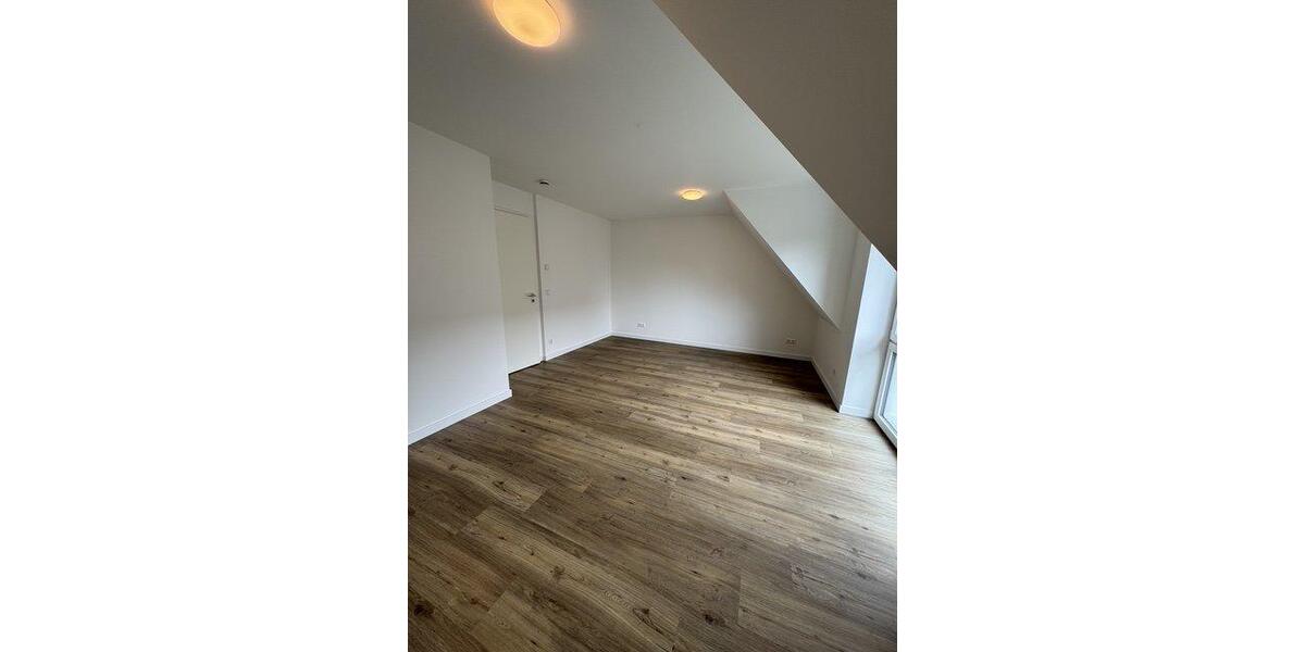 Reihenhaus Bad Segeberg - 4.5 Zimmer, 105 m&sup2;, 369.000&euro; | Angebot:26827647