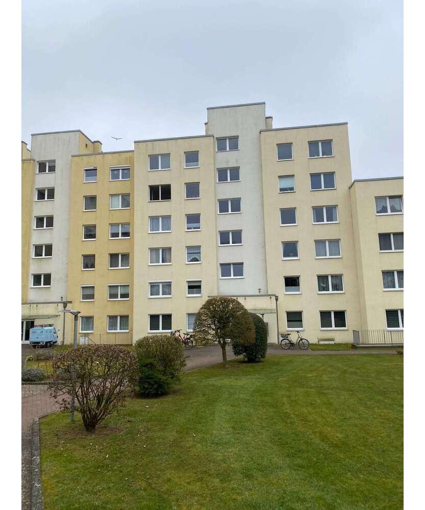 Wohnung zum Kaufen in Lübeck 299.000 € 79.13 m²