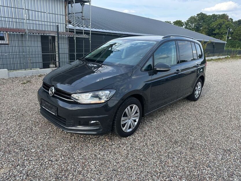 VW Touran 280.000 km 10.499 € Ratzeburg bei Hamburg 23909